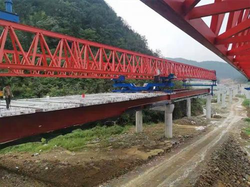 山東日照架橋機不同噸位維護成本的對比