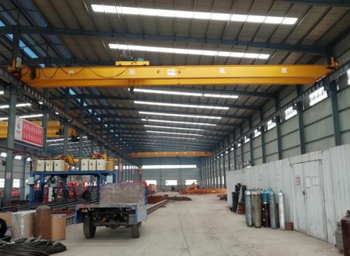 橋式起重機(jī)安裝和拆卸前的場地與設(shè)備準(zhǔn)備