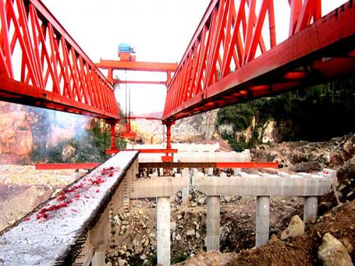 暴雨天氣的架橋機應急措施 大型架橋機廠家